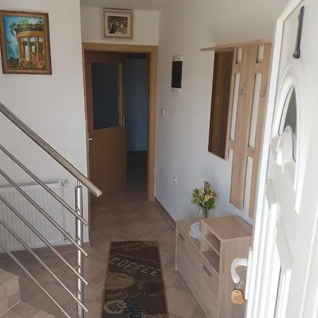 Apartment Luca *